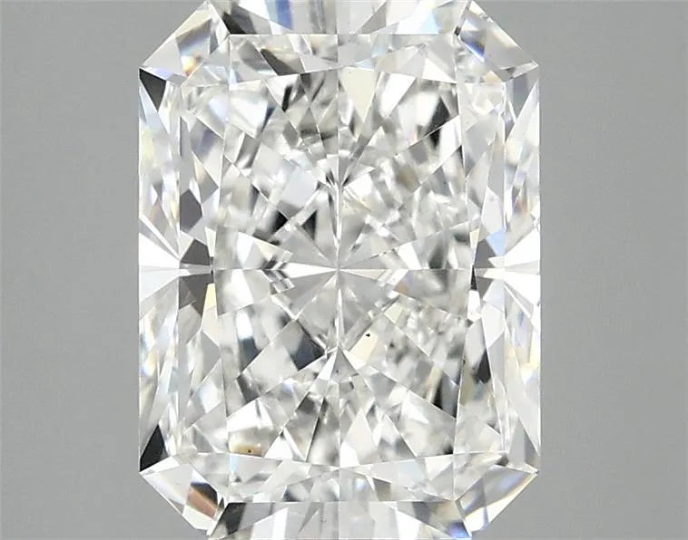 2.84ct Radiant Lab Grown Diamond (Colour E, Clarity VS2, IGI Certified)