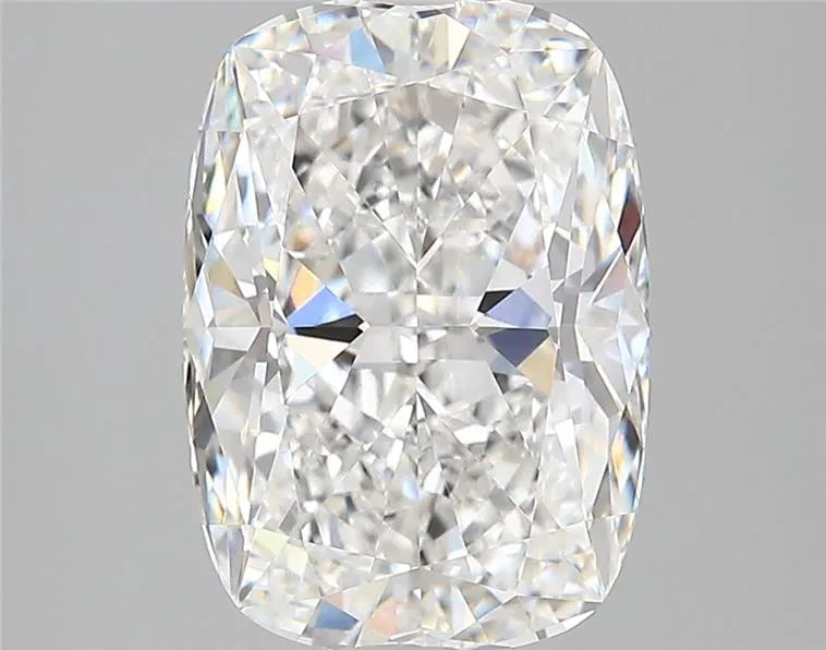 4.45ct Cushion modified Lab Grown Diamond (Colour E, Clarity VVS1, IGI Certified)