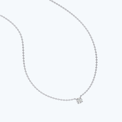 4 Claw Solitaire Pendant