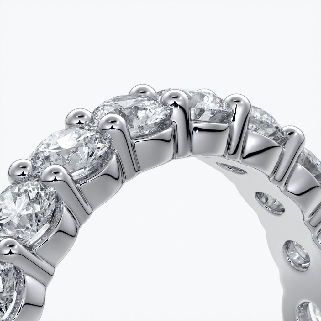 Cassandra Wedding ring scalloped diamond band 2 claws 3mm platinum