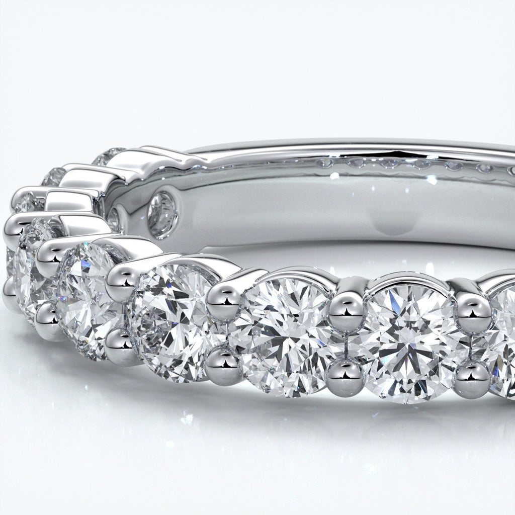 Cassandra Wedding ring scalloped diamond band 2 claws 3mm platinum
